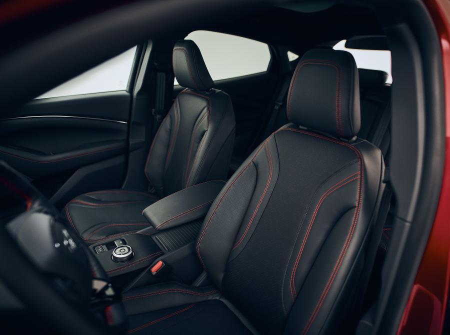 Интерьер Ford Mustang Mach-E X 2020 года  (EU) (фото 17 из 67)